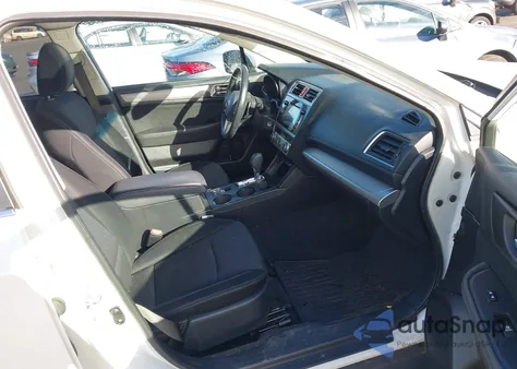 2015 Subaru Outback 2.5I Premium z USA, uszkodzony, nr VIN 4S4BSAHC6F3258887